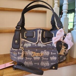 Juicy Couture Bag & Wallet Set 🤍